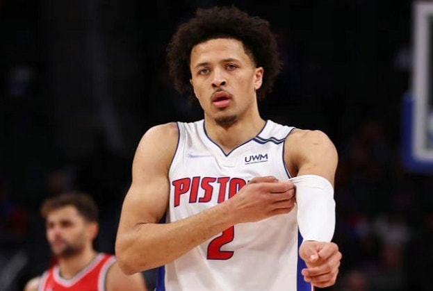 此表现出极 此表现出极