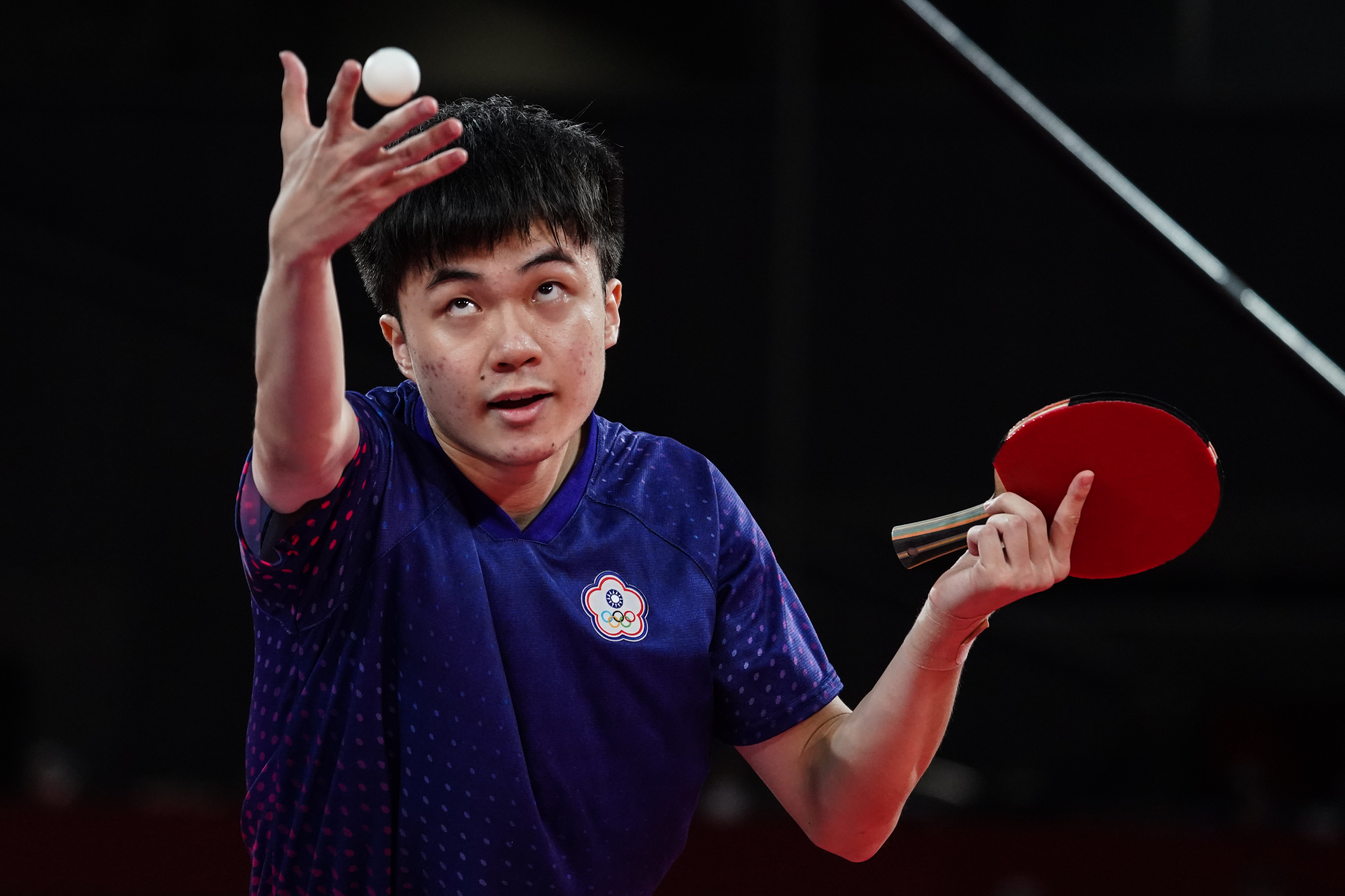 阿森纳通过 阿森纳通过